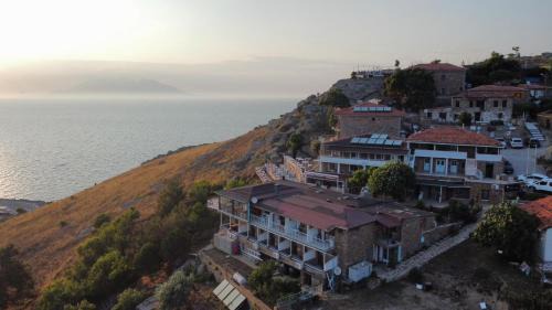 Kalekoy Koyu Bed & Breakfast | Yakamoz Hotel Gökçeada