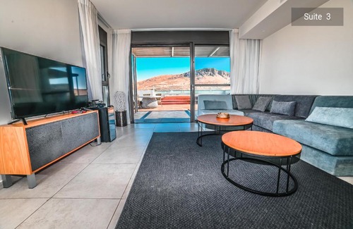 Migdal Wohnung | YalaRent Magdala Resort- Luxury Suites with Pool or Jacuzzi with Sea View