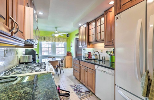 Yeadon Haus | Yeadon Townhome w/ Porch, 7 Mi to Center City