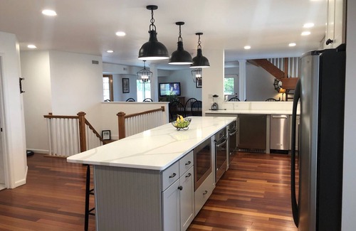 Cambridge Haus | Ganzjährige Waterfront Estate / Familientreffen / Retreats - 28 Personen