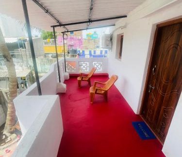 Mahabalipuram Beach Haus | Yogi home stay
