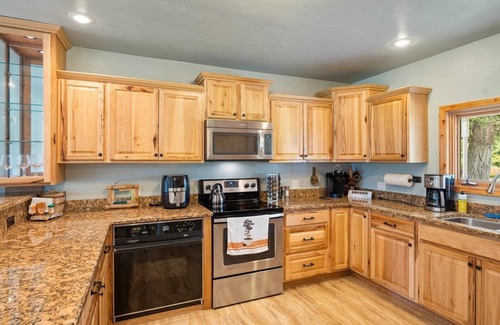 Evergreen Haus | Your Base Camp For Glacier National Park