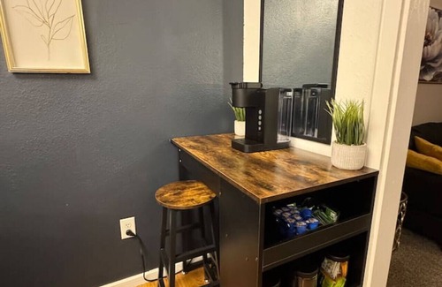 Bloomfield Haus | Your Cozy Base for Fun Escapes!