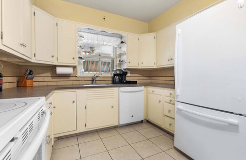 Holcomb Haus | Your friendly neighborhood Airbnb