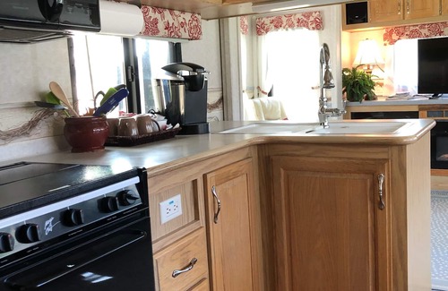 Custer Haus | Deine Oase wartet! Glamping mit allen Annehmlichkeiten. Gemütlich, privat, entspannend.