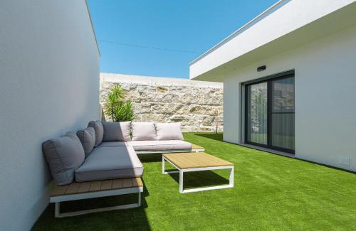 Atalaia Haus | Your Peace & Quiet, close to the Silver Coast