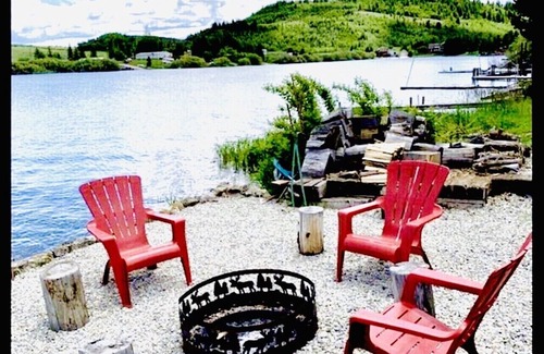 Soda Springs Haus | Schönes Zuhause ON Blackfoot Reservoir w / Private Dock (für 12 Personen) + 2 Wohnmobilstellplätze