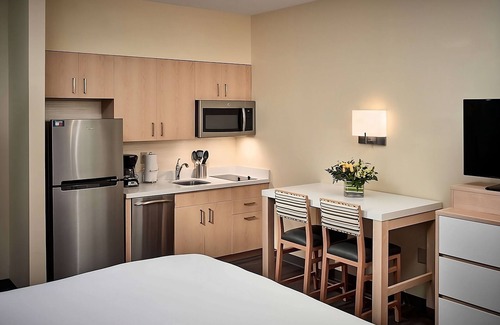 Gwinnett Place Hotel | Your Relaxing Getaway Awaits! 4 Amazing units near Gwinnett Place Mall