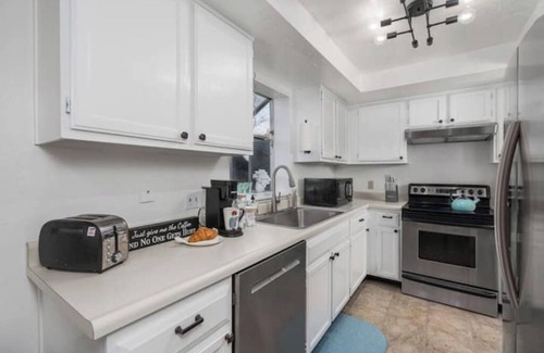 Northwest Reno Haus | Your Reno-Tahoe Getaway, sleeps8