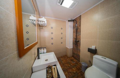 Dayan Old Town Haus | Yunyejian View Bed and Breakfast