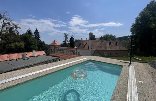 Racice-Pistovice Wohnung | Zámek Castle Račice - Podzámčí Undercastle