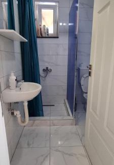 Tuzla Wohnung | Zari apartman