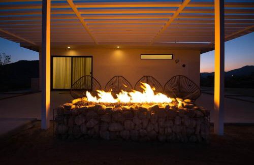 Joshua Tree Highlands Haus | Zebra Shadow By The Cohost Company