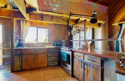 Chico Haus | Zen Mountain Retreat hideaway with sweeping views, outdoor space, & W/D