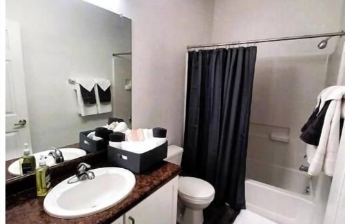 Paradise Hills Civic Wohnung | Zia Sun Haven, a 2-bedroom apartment in beautiful Albuquerque with WiFi, AC