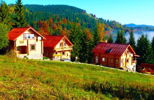 Троє поросят