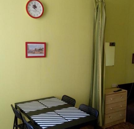 У Фонтанного Дома