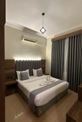 النسيم رويال للشقق المفروشة