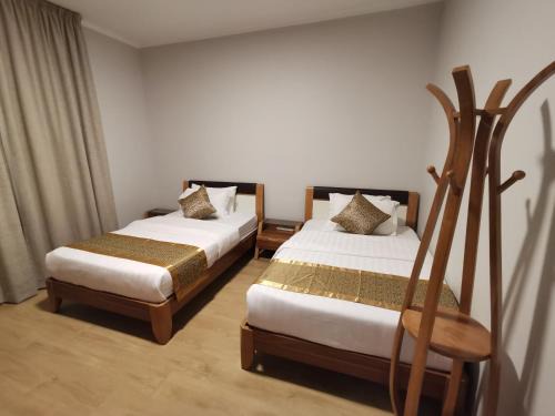 بيوت أدار - Adar Homes