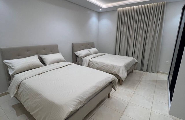 شقة رووف ٣ غرفة مع خصوصية تامة