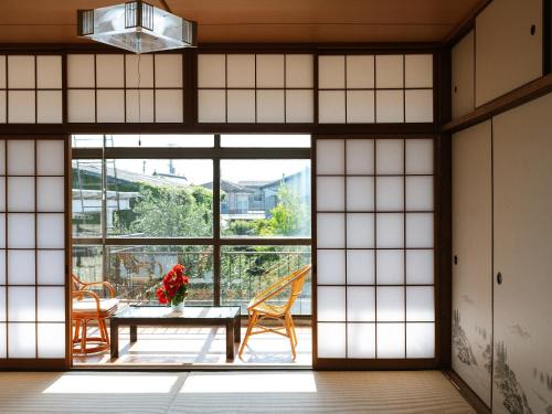 ゲストハウスまりん