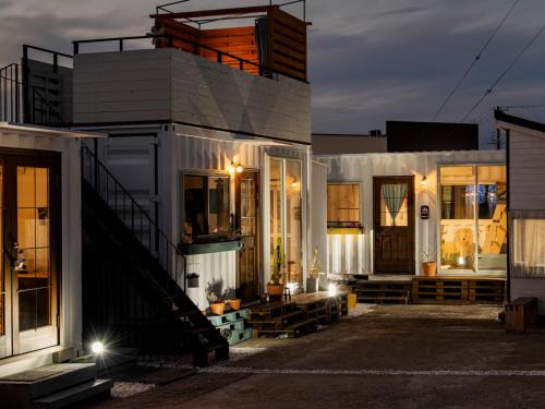 コンテナホテルハコネル