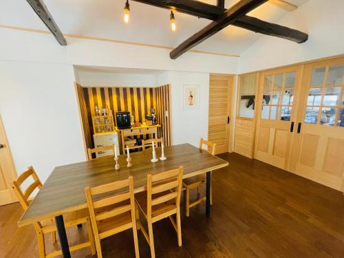 一棟貸し宿 Kanata Riverview House