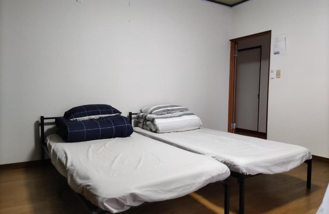 和室or洋室plus日本酒飲放題 Premier Guest House