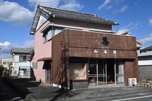 民泊二七 一棟貸し WiFi完備 袋井駅周辺 敷地内無料駐車場有