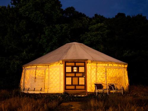 直島町ふるさと海の家 つつじ荘 -Seaside Stay Tsutsujiso-