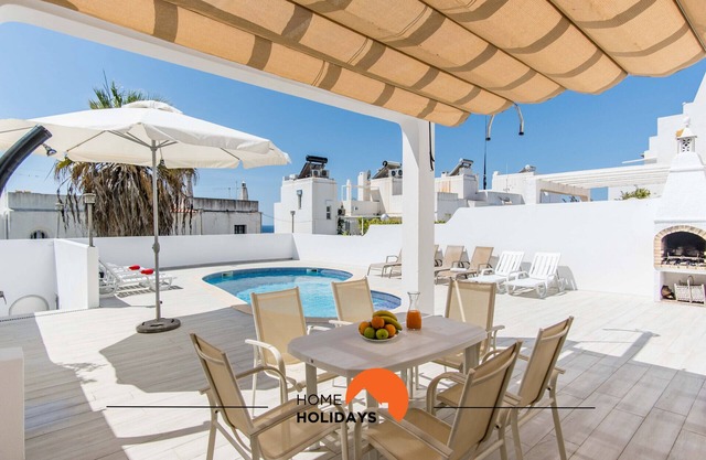 #052 V4 Mimosas by Home Holidays