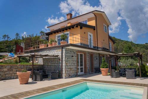 066 - VILLA LETIZIA, Elegante 3 PISCINA e Natura, 10 minuti da MARE e SPIAGGIE