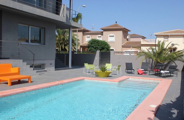 073 Villa Vergel