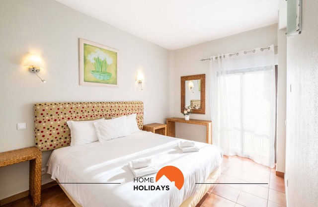 #099 T1 Caliços by Home Holidays