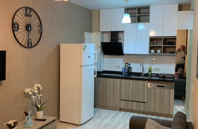 1+1 RESİDENCE OTEL. NEAR TO METROBUS