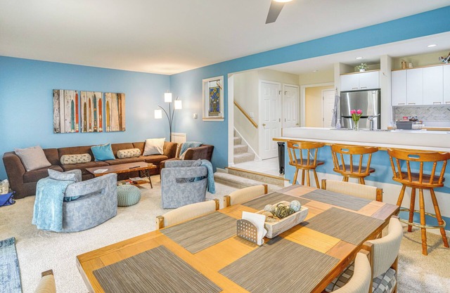 1/2 Mi to Jiminy Peak: Condo w/ Pool & Hot Tub