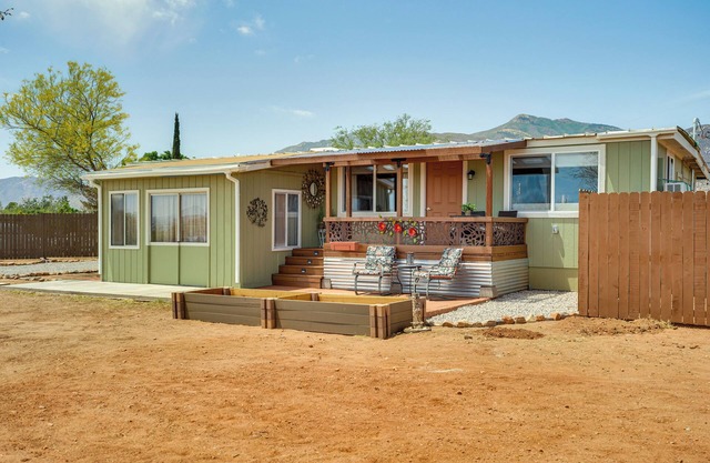 1 Acre, Home Office: Sierra Vista Gem 4 Mi to Dtwn