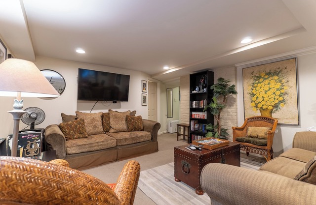 SCHÖNE SUITE - ZWEI SCHLAFZIMMER 1150 QM, AUDUBON PARK, TULANE, SAFE, WIFI
