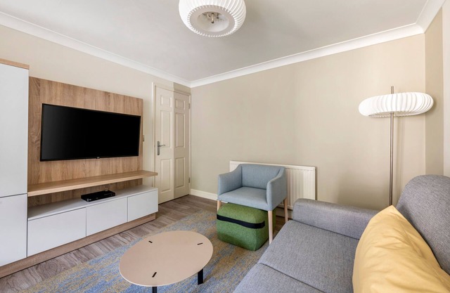 1-Bed Apartment | Countryside Resort | Sleeps 3