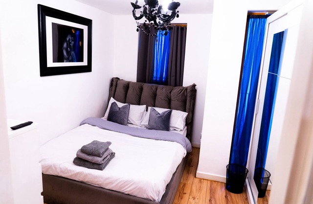 1 Bed - Sleeps 2 - 7 min walk to Hackney Station
