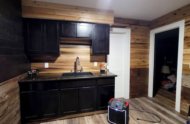 1-bed on 1 acre complete remodel. Cabin like interior.unique. Sleeps 2.