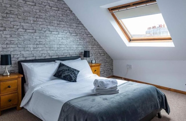 1 Bed - The Duplex by Pureserviced