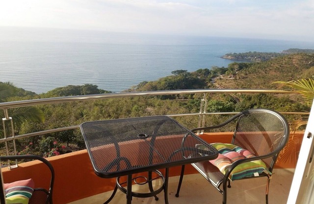1 Schlafzimmer 4. Stock Ocean View Condo 407