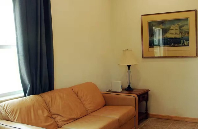 1 Bedroom 725 sf Ft. Laud. House; on-site W/Dryer
