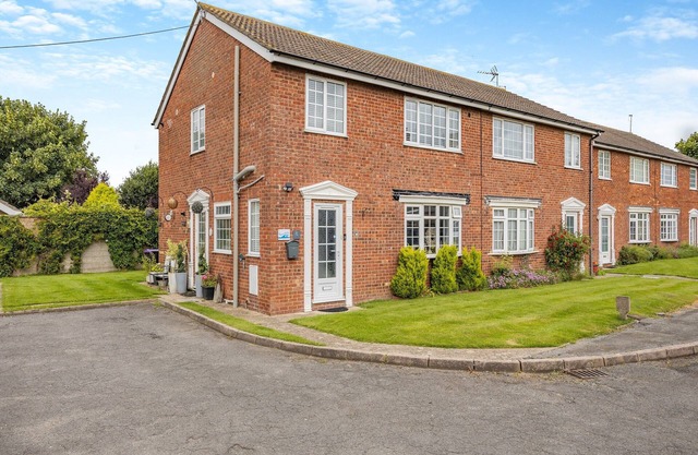 1 bedroom accommodation in Sandilands, near Mablethorpe