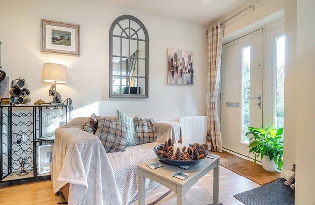 1 bedroom accommodation in Hunstrete, near Bath