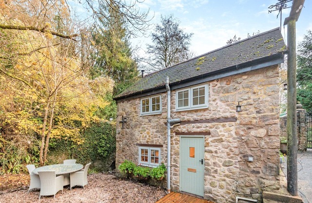 1 bedroom accommodation in Huntley