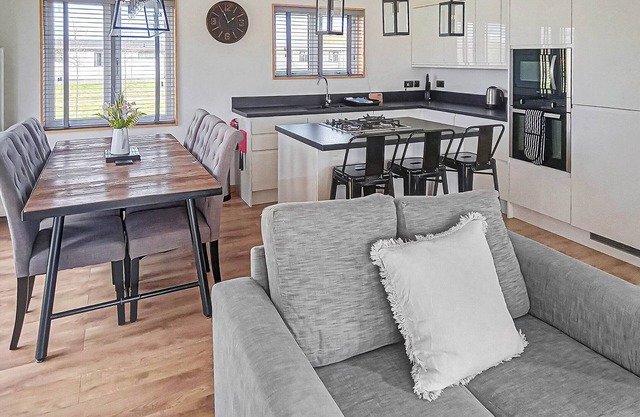 3 bedroom accommodation in Newbury