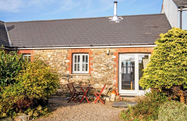 A perfect Pembrokeshire rural retreat, ideal for just the two of you.