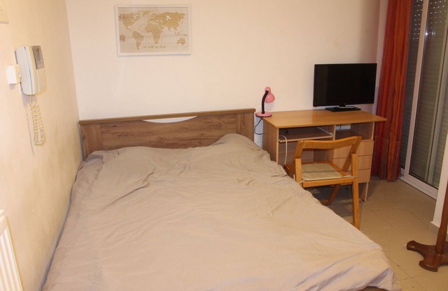 1-Bedroom Apartment Center and city attractions